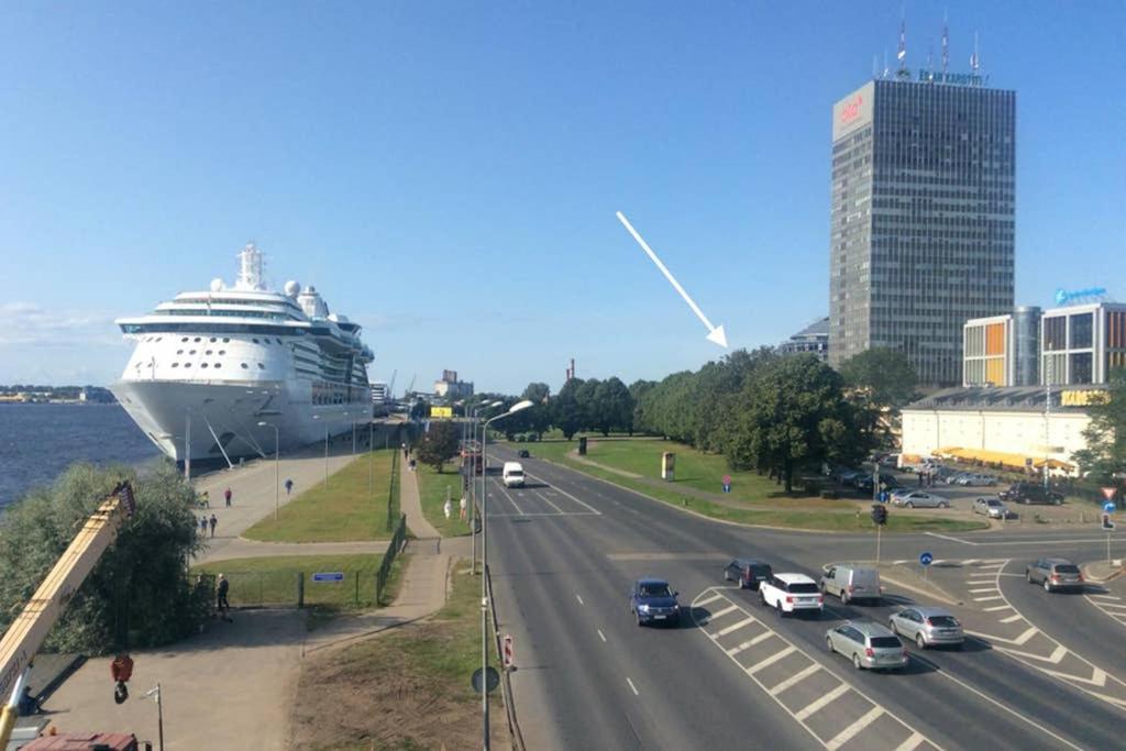 New Comfortable Apartment Nearby Promenade In 5 Minutes From Old Town Of Riga. Экстерьер фото